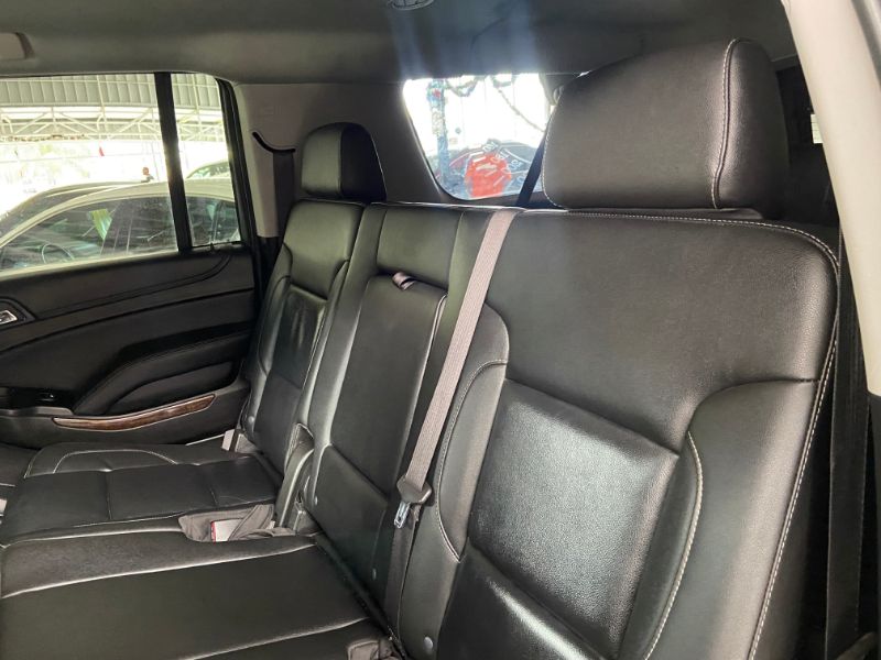 CHEVROLET SUBURBAN LT V8 AUT 2019