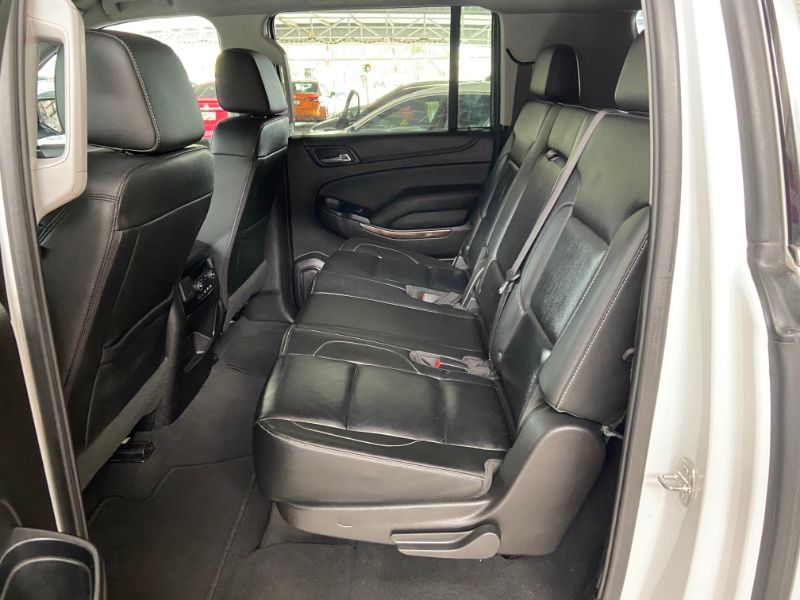 CHEVROLET SUBURBAN LT V8 AUT 2019