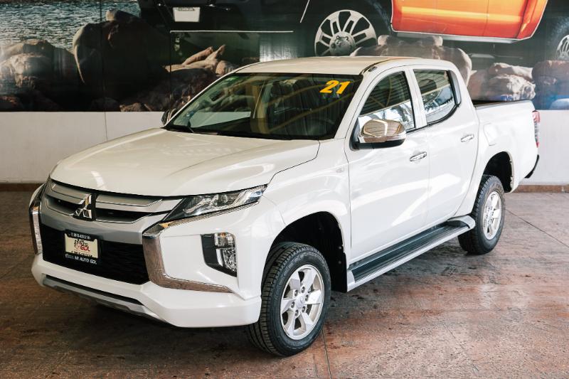 L-200 GLX MT 4X2 2021 DOBLE CABINA BONO $20,000