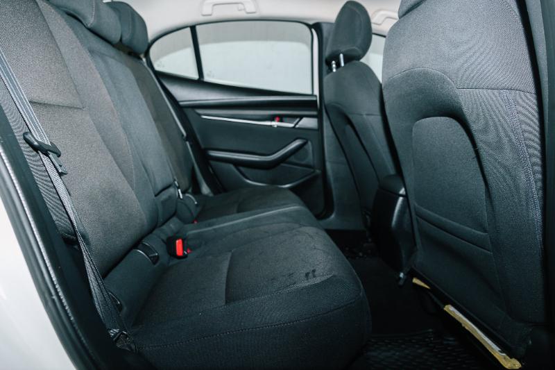 MAZDA 3 SEDAN “i” 2020