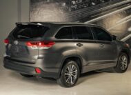 TOYOTA HIGHLANDER PREMIUM 4X2 2017