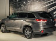 TOYOTA HIGHLANDER PREMIUM 4X2 2017