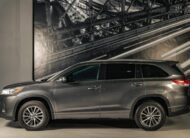 TOYOTA HIGHLANDER PREMIUM 4X2 2017