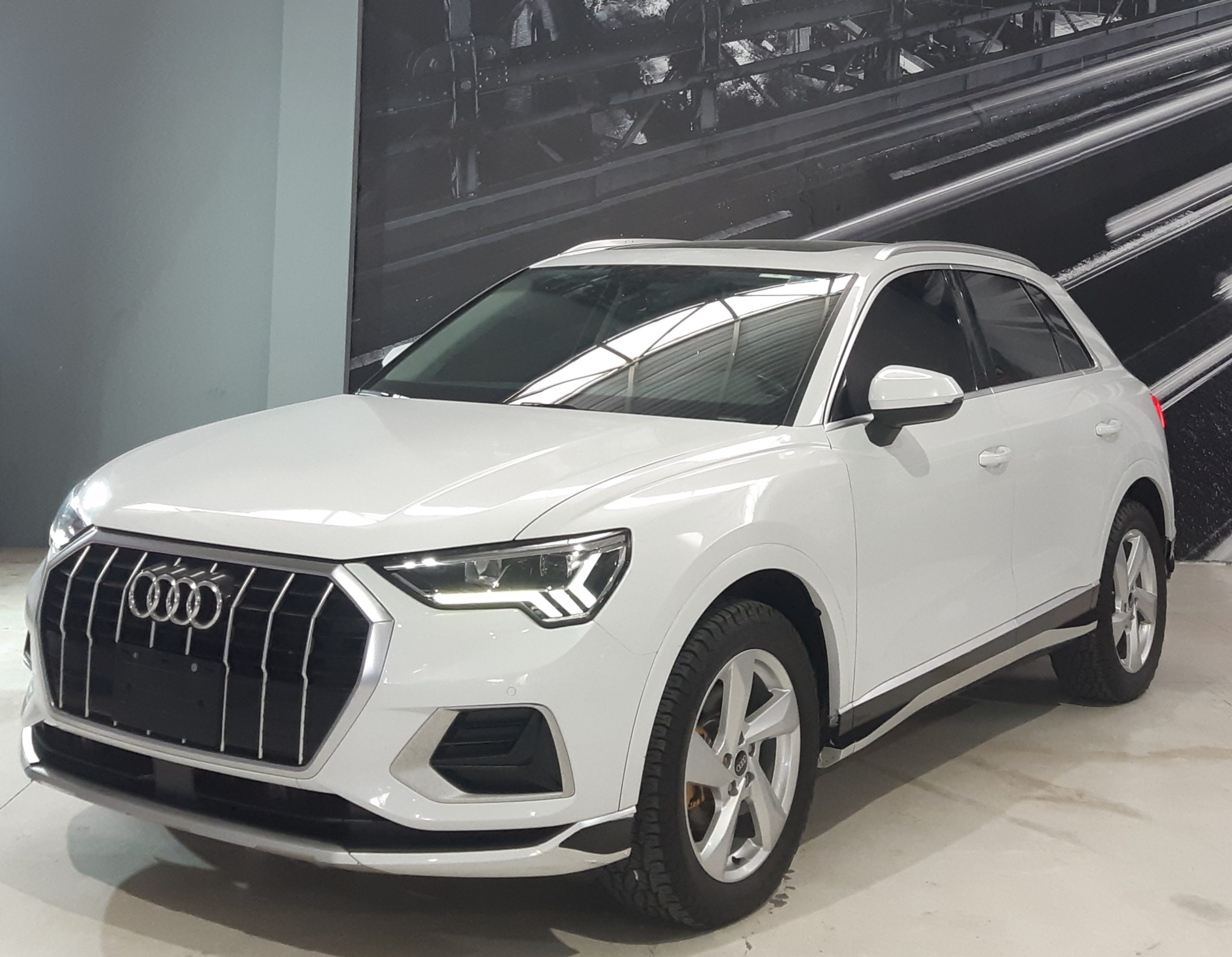 AUDI Q3 35 TFSI SELECT  2021 V4 TURBO LUXURY