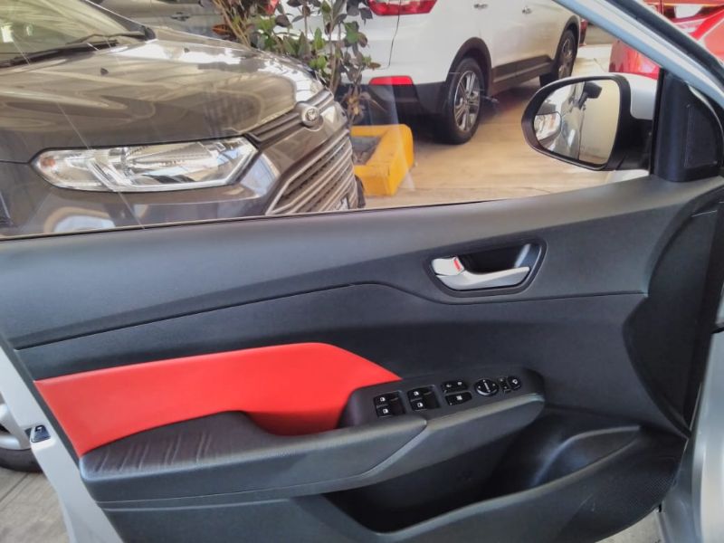 HYUNDAI ACCENT GLS HB 2019 AUT