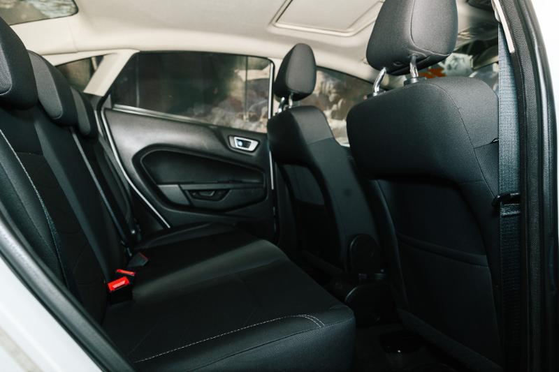 FORD FIESTA SE AUT V4 2016