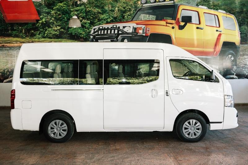 NISSAN URVAN NV350 MT V4 15 PASAJEROS 2021