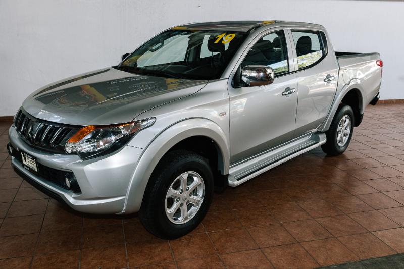 MITSUBISHI L-200 2019 MT V4 BONO $30,000