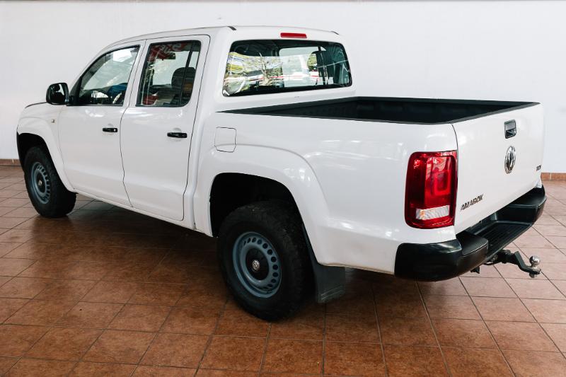 VW AMAROK TRENDLINE DIESEL 4X2 V4 2018 BONO $30,000