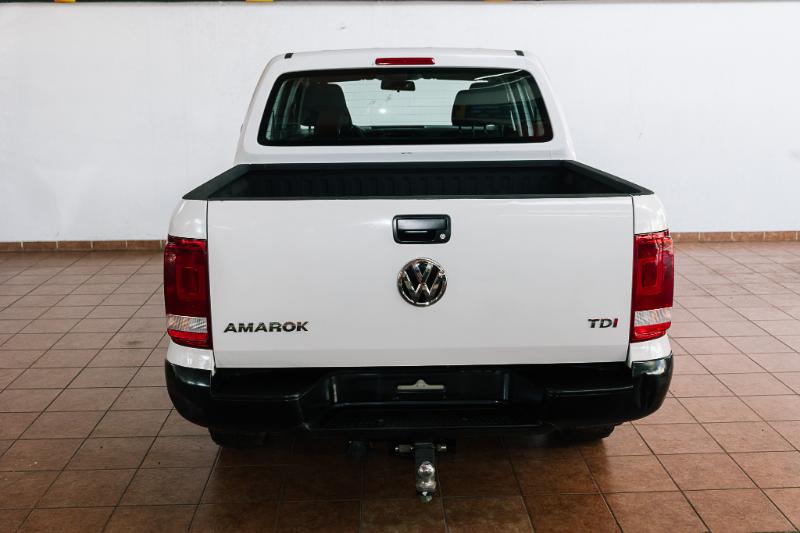 VW AMAROK TRENDLINE DIESEL 4X2 V4 2018 BONO $30,000