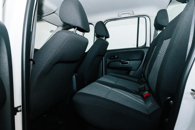 VW AMAROK TRENDLINE DIESEL 4X2 V4 2018 BONO $30,000