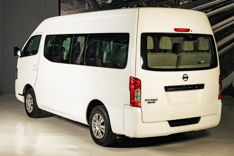 NISSAN URVAN NV 350 15 PASAJERO V4 2021 BONO $40,000