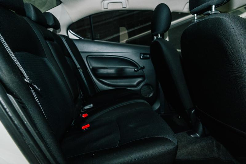 DODGE ATITTUDE SE AUT V3 2023 BONO $25,000