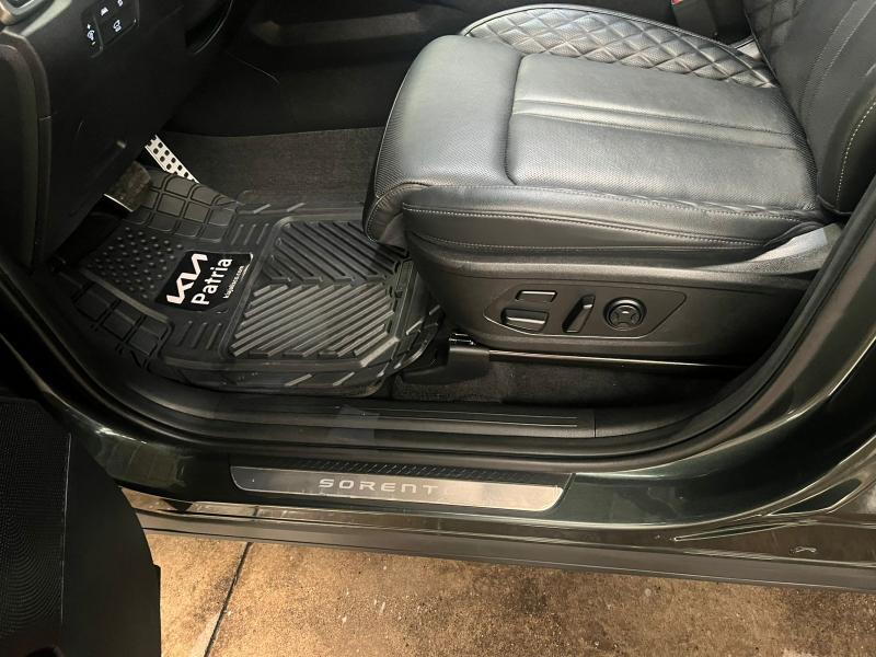 KIA SORENTO 3 FILAS SXL 2023 AUT TURBO