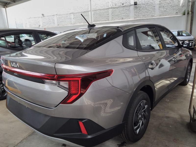 KIA K3 AUT “L” SEDAN 2027