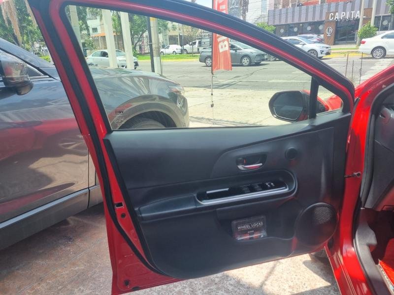 TOYOTA PRIUS CVT BASE HIBRIDO AUT 2021