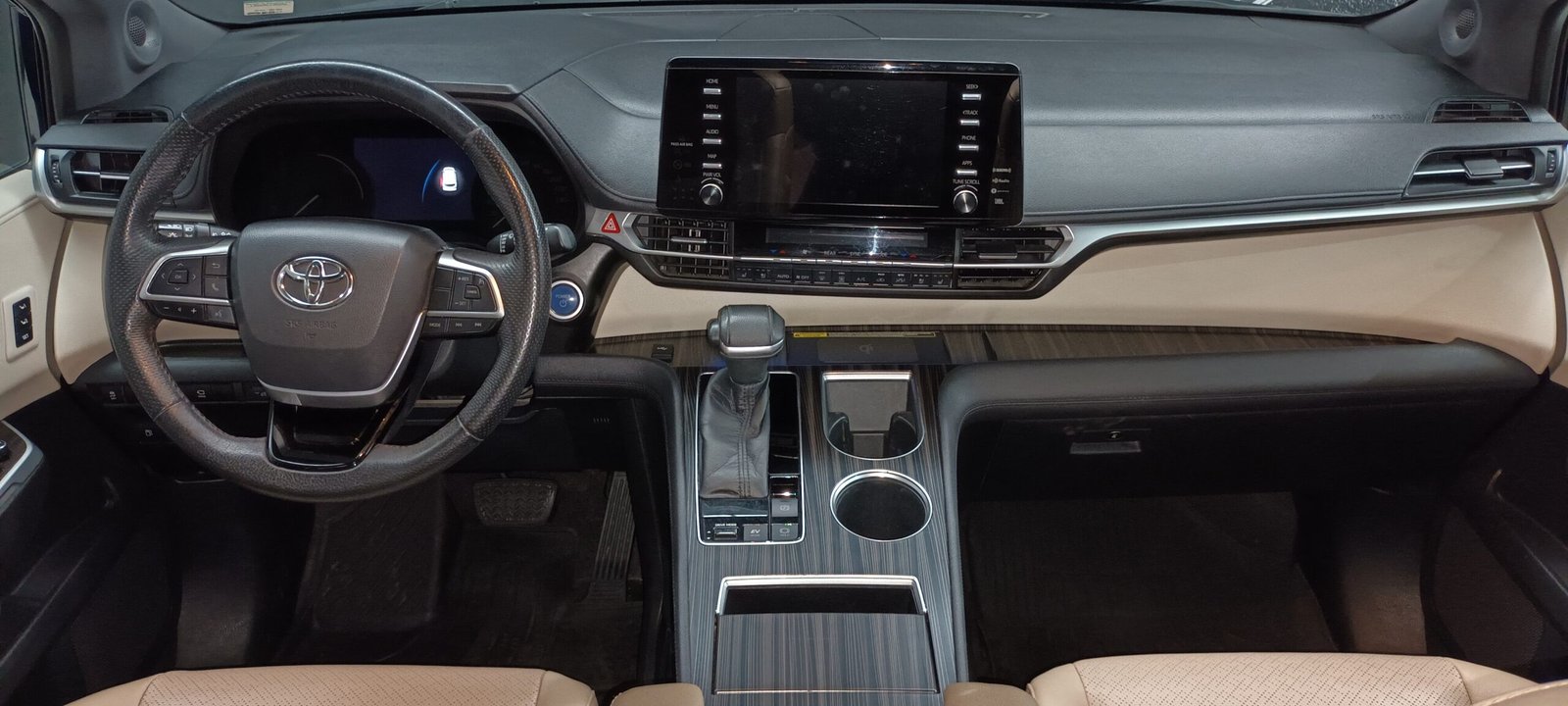 TOYOTA SIENNA LIMITED HIBRIDA AUT 2021