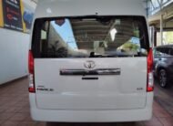 TOYOTA HIACE 12 PASAJEROS MT 2024