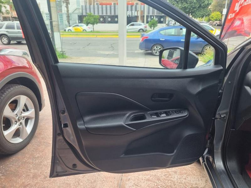 NISSAN VERSA SENSE AUT 2024