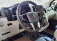 TOYOTA HIACE 12 PASAJEROS MT 2024