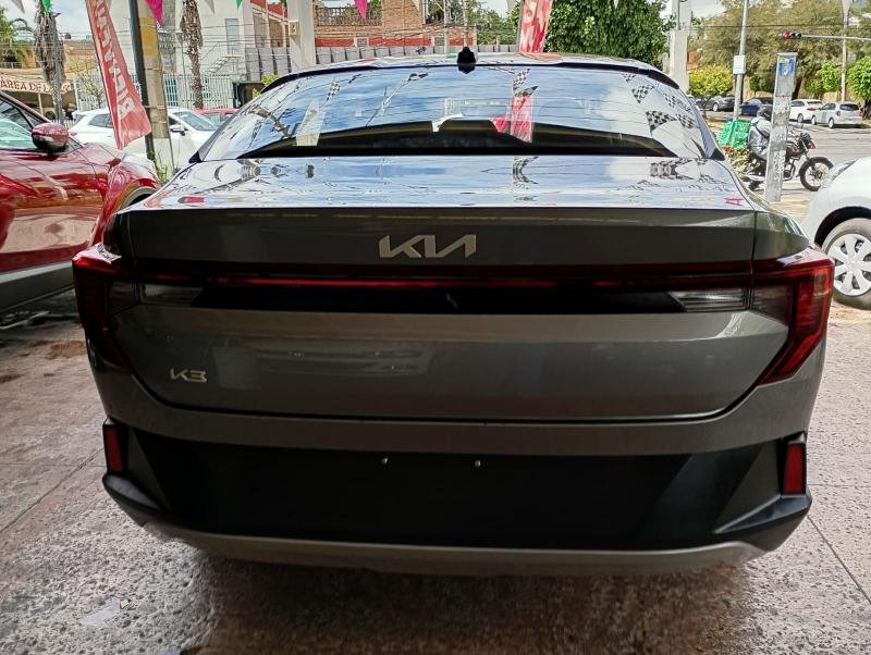 KIA K3 L SEDAN AUT 2024