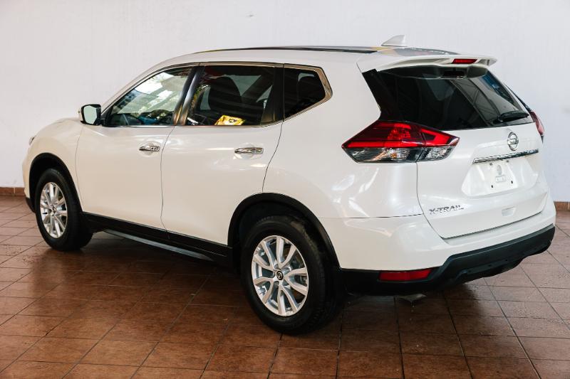 X-TRAIL 2019 3 FILAS AUT V4