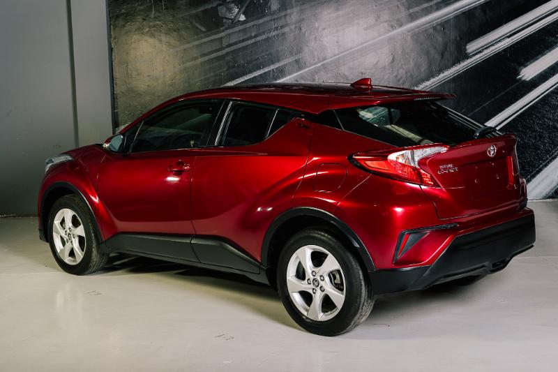 TOYOTA CH-R AUT V4 2018
