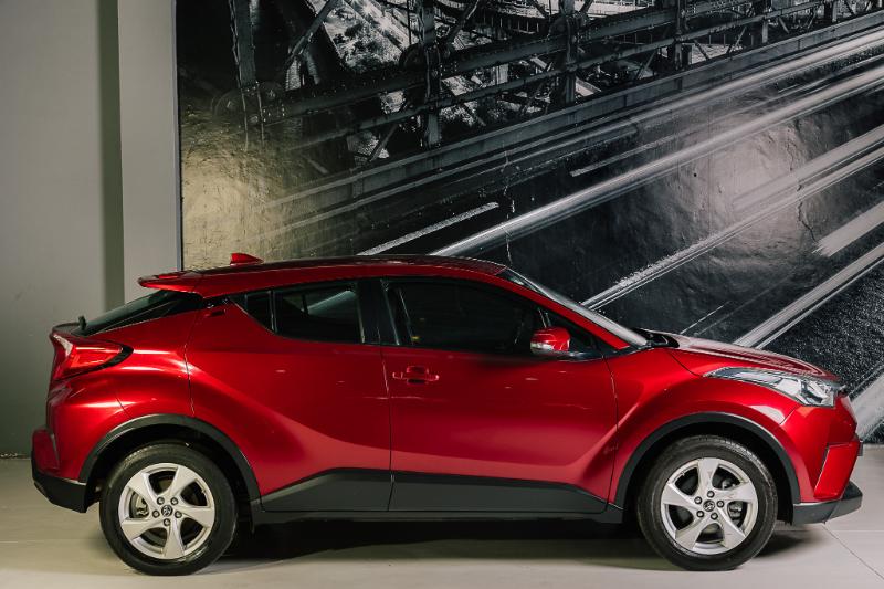 TOYOTA CH-R AUT V4 2018