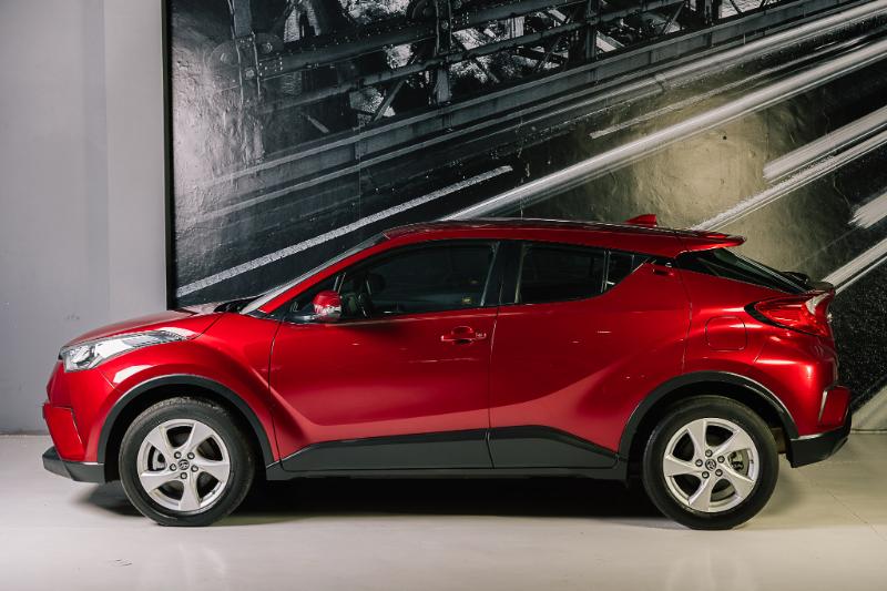 TOYOTA CH-R AUT V4 2018