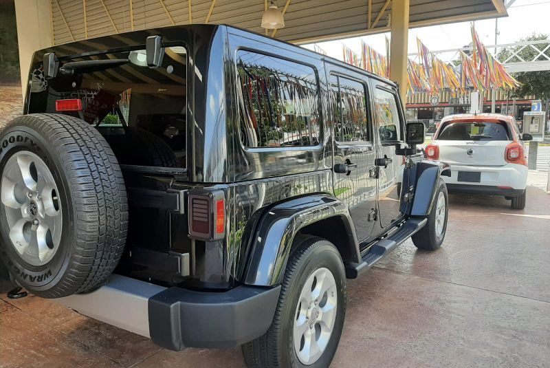 WRANGLER SAHARA V6 AUT 4X4 2015