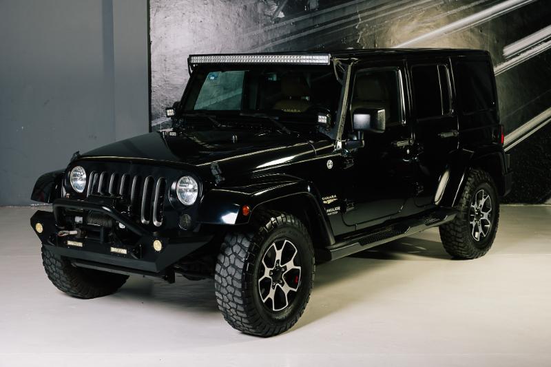 WRANGLER SAHARA V6 AUT 4X4 2015