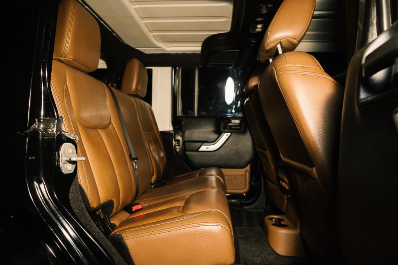 WRANGLER SAHARA V6 AUT 4X4 2015