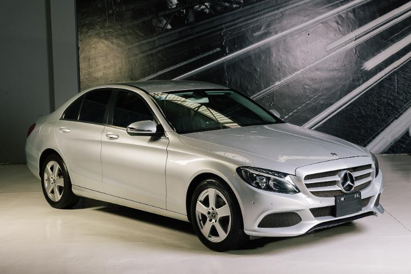 MERCEDES C-180 CGi 2018 AUT