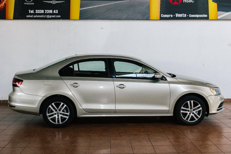 JETTA TREDNLINE TIPTRONIC AUT V5 2016