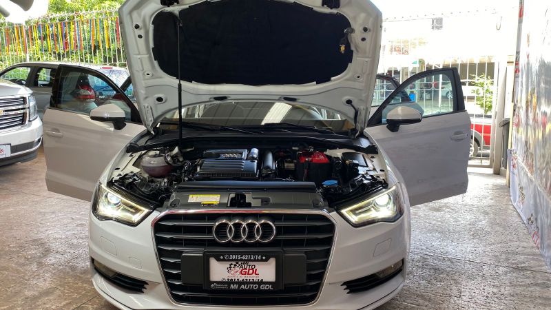 AUDI A3  AMBIENT 2016 TURBO