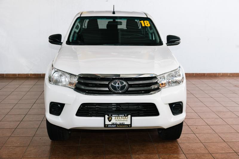 TOYOTA HILUX SR MT 2018