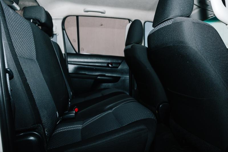 TOYOTA HILUX SR MT 2018