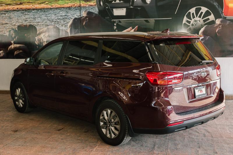 KIA SEDONA LX V6 AUT 2019