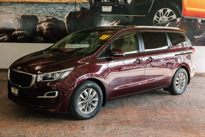KIA SEDONA LX V6 AUT 2019