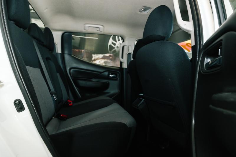 L-200 MT 4X2 2021 DOBLE CABINA