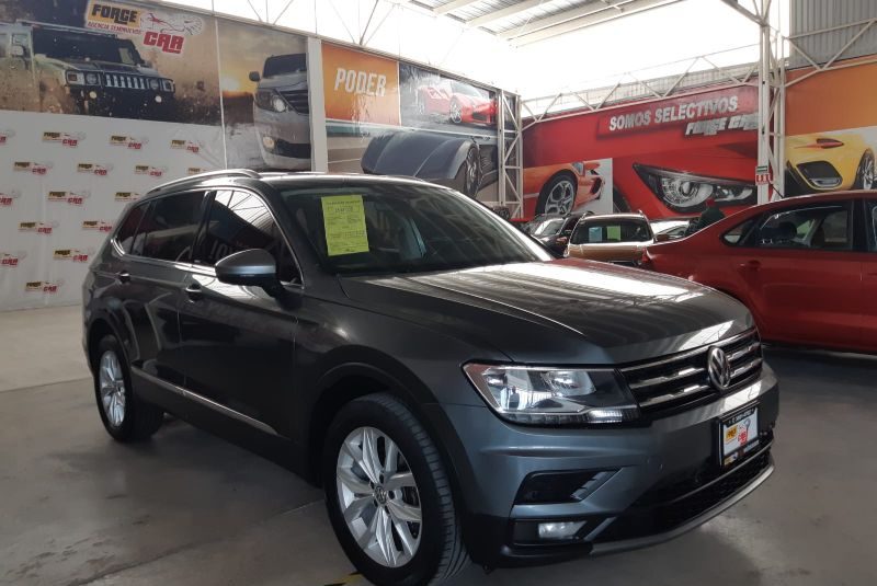 TIGUAN COMFORTLINE 2020 AUT V4 2 FILAS