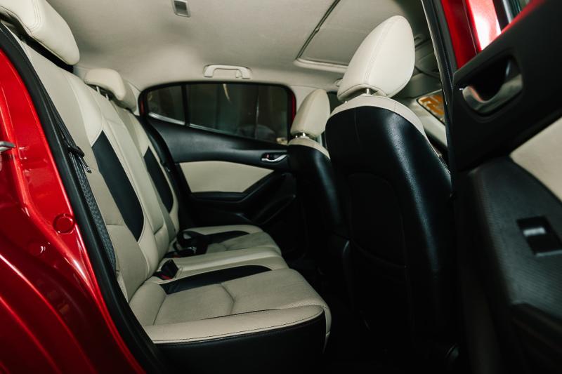 MAZDA 3 HB AUT V4 S GRAND TOURING 2015