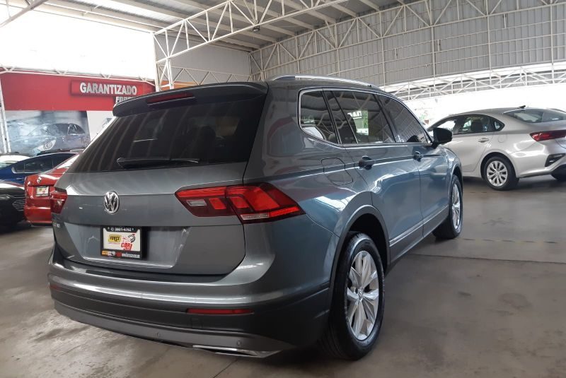 TIGUAN COMFORTLINE 2020 AUT V4 2 FILAS