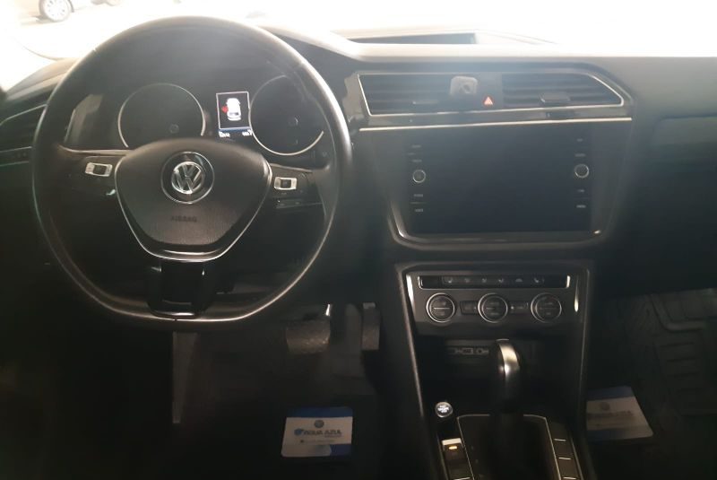 TIGUAN COMFORTLINE 2020 AUT V4 2 FILAS