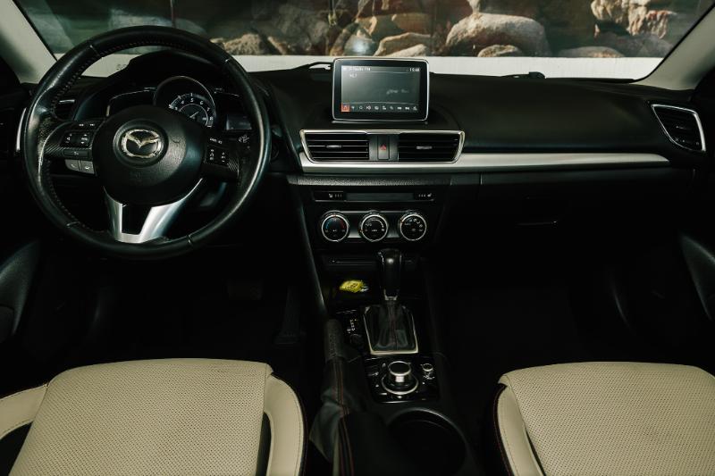 MAZDA 3 HB AUT V4 S GRAND TOURING 2015