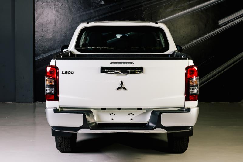 MITSUBISHI L-200 MT V4 4X2 2021