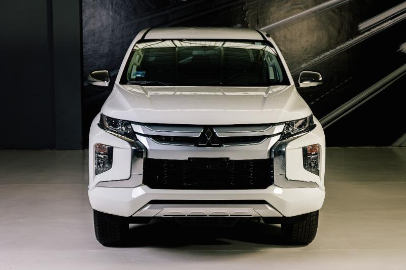 MITSUBISHI L-200 MT V4 4X2 2021
