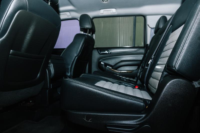 SUBURBAN LT V8 AUT 2015 4X2