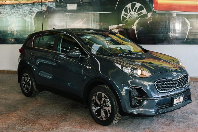 KIA SPORTAGE LX AUT 4X2 2020