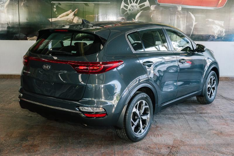 KIA SPORTAGE LX AUT 4X2 2020